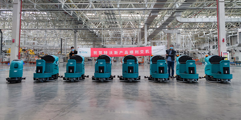 Fábrica da Nissan escolhe máquina purificadora de piso TVX